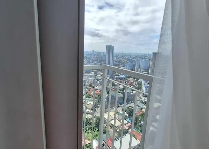 Sky Lux By Elnora At Victoria Sports Tower Kamuning Edsa Southbound *