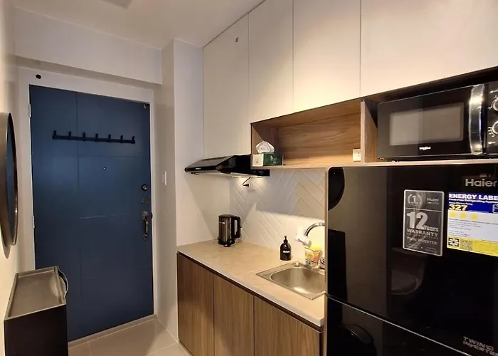 Sky Lux By Elnora At Victoria Sports Tower Kamuning Edsa Southbound Bed & Breakfast Manila