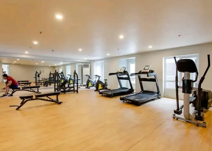 Sky Lux By Elnora At Victoria Sports Tower Kamuning Edsa Southbound Bed & Breakfast