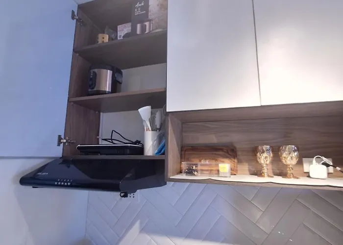 Sky Lux By Elnora At Victoria Sports Tower Kamuning Edsa Southbound