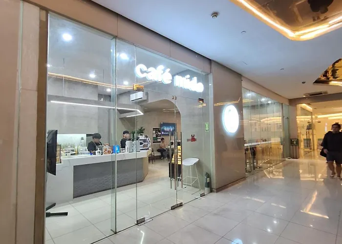 Sky Lux By Elnora At Victoria Sports Tower Kamuning Edsa Southbound Bed & Breakfast